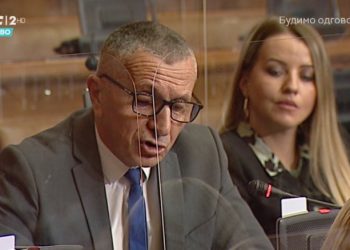 KAMBERI UPUTIO PITANJE PREMIJERKI ANI BRANABIĆ NA ALBANSKOM