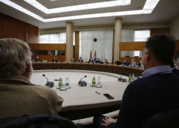 KRIZNI ŠTAB KONAČNO PRELOMIO! Ovo su nove mere koje će važiti za vikend – EVO ŠTA SE ZATVARA U 14 ČASOVA