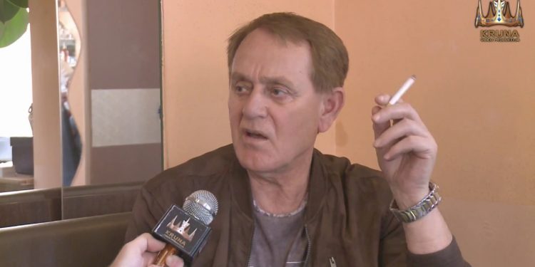 ZARAĐIVAO JE 100.000 ZA VEČE, PROPUTOVAO CEO SVET, A SADA PRODAJE IMOVINU! Pevač otkriva kako ŽIVI (VIDEO)
