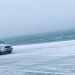 (VIDEO) NESVAKIDAŠNJI DOGAĐAJ NA VELIKOJ PLAŽI U ULCINJU! POGLEDAJTE VOŽNJU DŽIPOM PO LEDENOM MORU