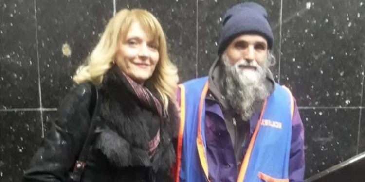 Sećate li se priče da je doktorka iz Novog Sada u prosjaku prepoznala druga sa fakulteta? On niti je prosjak niti skuplja milostinju, evo šta zapravo radi