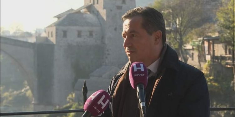 MOSTARCI SRCEM UZ DOKTORA GUZINA: PONOSNI JER SMO SE ZADRŽALI U IZLOVANOJ OAZI I SAČUVALI DIGNITET PROFESIJE