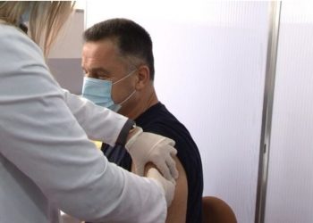 Gradonačelnik Novog Pazara primio vakcinu protiv korona virusa