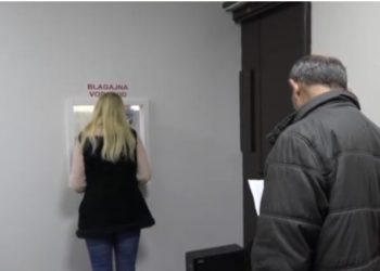 (VIDEO) TUTINCI VODU I SMEĆE PLAĆAJU U NOVIM PROSTORIJAMA KOMUNALNOG PREDUZEĆA