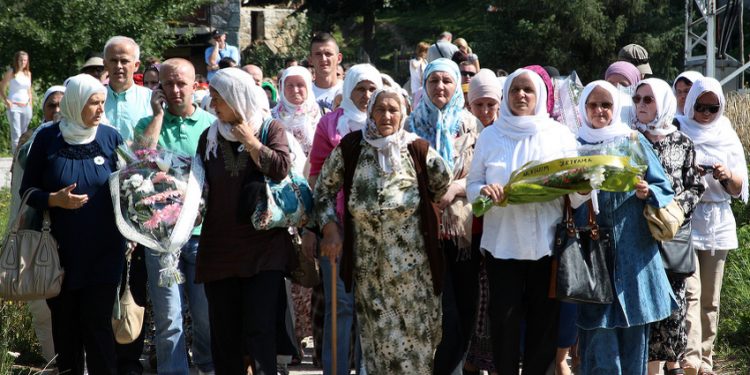 (VIDEO)Majke Srebrenice: Međunarodna zajednica izdala nas je 1995., a CIK i pravda 2021. godine
