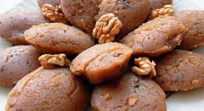 Domaća halva sa orasima