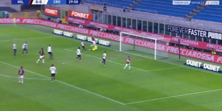 MAJSTORIJA ZA ULAZAK U LEGENDU: Zlatan Ibrahimović postigao 500. gol u klupskoj karijeri (VIDEO)