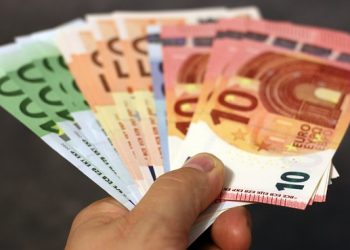 Srbija – Evo od kada se možete prijaviti za 60 eura pomoći