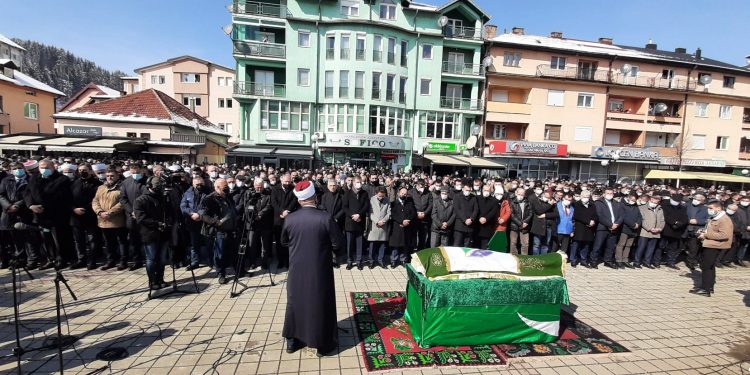 Dženaza rahmetli Rafetu Husoviću 11.03.2021. (FOTO)