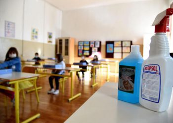 Doktorka otkrila: Ovo su SIMPTOMI korone kod dece u Srbiji