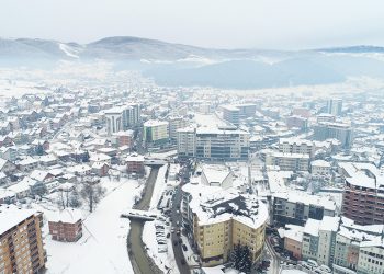 Od večeras na snazi narandžasti meteo alarm, očekuje nas 15 centimetara snega