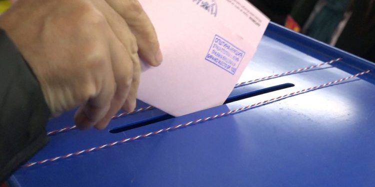 Zatvorena birališta u Nikšiću, prve preliminarne projekcije rezultata u 20.30 časova