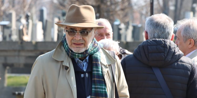 Voja Brajović na grobu Gage Nikolića otkriva kako je Tihom bez PRLETA! (VIDEO)