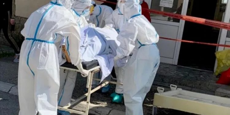 NOVI PAZAR: Preminula tri pacijenta, 127 hospitalizovanih