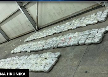Podgorica: U hladnjači pronađeno 220 kg droge, vozač pobjegao (VIDEO)