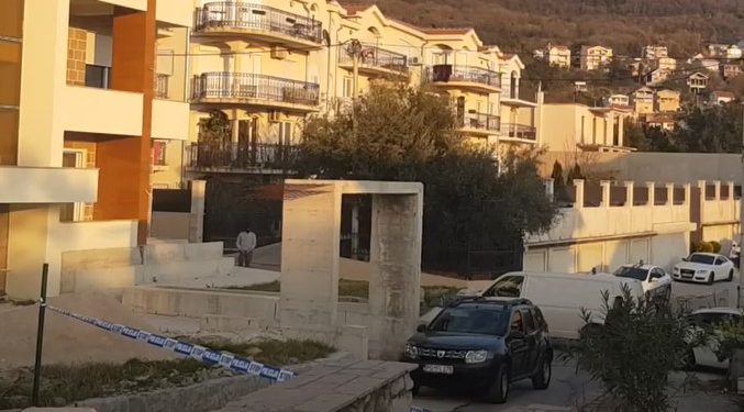 SNIMAK upada specijalaca u Kavače: Opkoljena Zvicerova kuća (VIDEO)