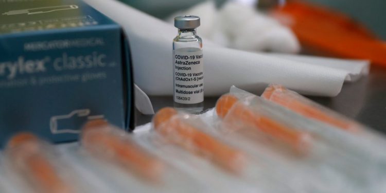Medicinska sestra umrla posle vakcinacije AstraZenekom