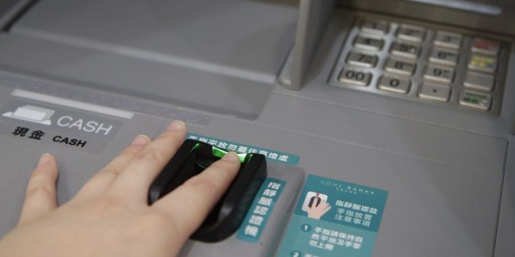 Stiže biometrija na bankomate, zbogom karticama