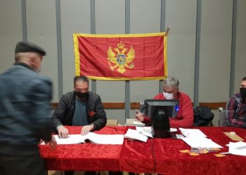 DRAMA U NIKŠIĆU: DPS traži intervenciju policije ili će “preuzeti stvar u svoje ruke”, iz policije odgovorili…