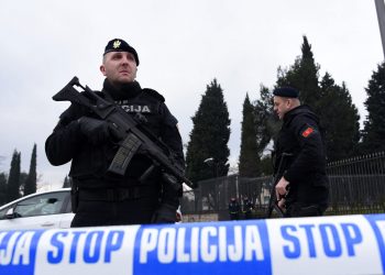 Specijalci upali i u Kašćelanovu kuću: Velika akcija policije u Kotoru