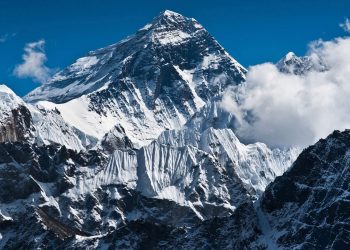 Najviši svjetski planinski vrh Mount Everest “porastao” za 73 centimetra