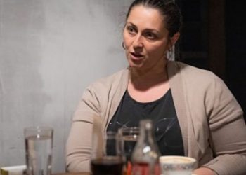 Majka nestalog mladića: Vučić i Zekić nas bacili u blato