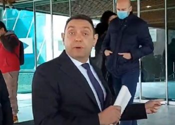 (VIDEO) “Ministre Vulin, kad ćete u zatvor?”