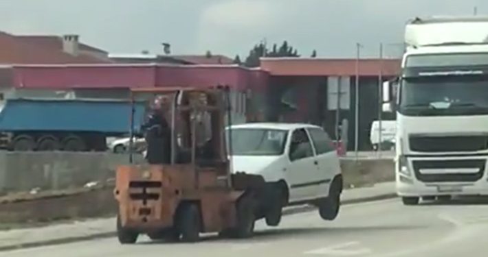 U Hercegovini na ulici snimljen skoro pa nevjerovatan prizor (VIDEO)