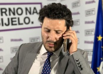 Veljović: DRITAN SVOJIM SKANDALIMA OVIH DANA UVESELJAVA CRNOGORSKU JAVNOST