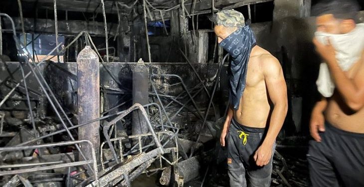 Eksplozija rezervoara s kiseonikom izazvala požar u COVID bolnici za sada 82 stradalih