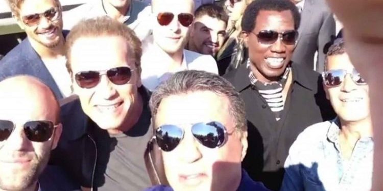 Silvester Stalone objavio „najveći selfi u istoriji selfija“