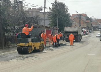 (VIDEO) Preduzeće “AD NOVI PAZAR PUT” počelo sa sanacijom puteva