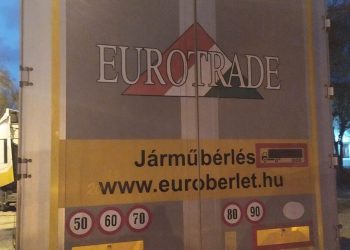MAĐARSKI KAMIONDŽIJA NA NAPLATNOJ RAMPI DELOVAO SUMNJIVO: Kad su carinici otvorili tovarni deo usledio je ŠOK
