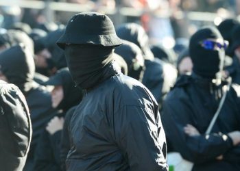 KO SU LJUDI SA CRNIM FANTOMKAMA KOJI PROGONE MUSLIMANE I BOŠNJAKE U BERANAMA I PLJEVLJIMA…