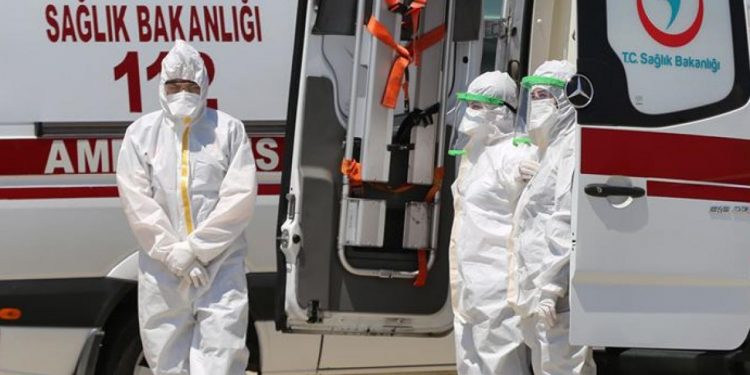 Turska “pod ključem” od večeras do ponedeljka ujutru