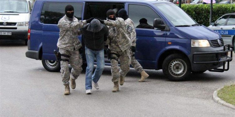 SIPA uhapsila inspektora MUP-a USK, kod njega pronađena veća količina droge