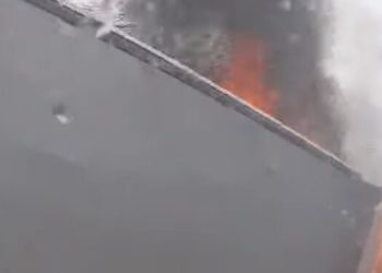 (VIDEO) BIJELO POLJE: ZAPALIO SE KAMION U NASELJU RAKONJE