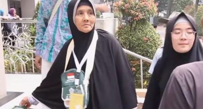 PRODAJOM SAKUPLJENOG OTPADA: ŽENA 26 GODINA ŠTEDJELA ZA ODLAZAK NA HADŽ