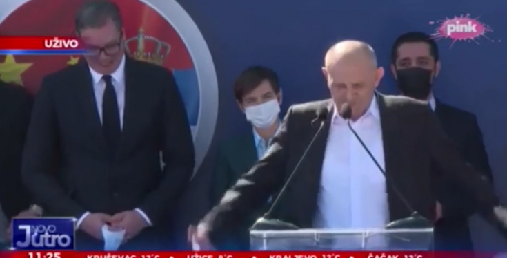 (VIDEO) Predsjednik opštine Surčin hit na Internetu: Jun, Si Jao, Si Jao Čung…ma, džanga!