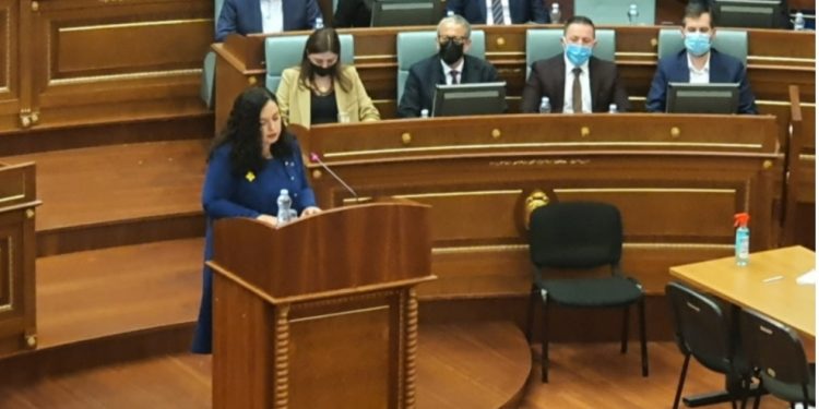Osmani: Srbija da prizna žrtve rata na Kosovu (video)