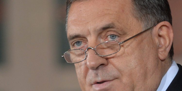 Dodik: Na teritoriji Bosne i Hercegovine treba stvoriti tri nezavisne države