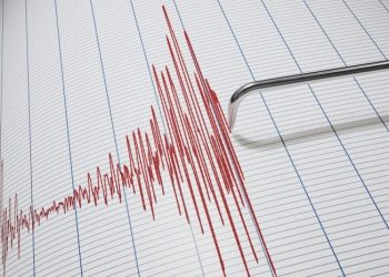 Zemljotres u Iranu, spasilački timovi na terenu