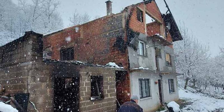 Pomozimo šesteročlanoj porodici da nakon velikog požara ponovo dobije krov nad glavom