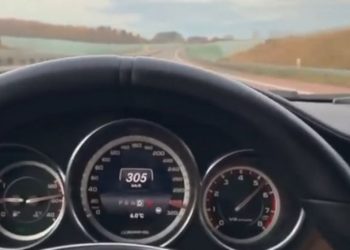 (VIDEO) Novopazarac vozio više od 300 km/h, snimao telefonom, drugi bježali od njega