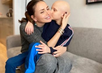 EMINA JAHOVIĆ POSLALA EMOTIVNU PORUKU: ZNAMO I JA I NJEGOVA JAKA MAMA DA ĆE SIGURNO SVE BITI DOBRO