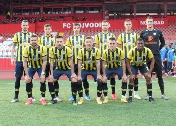 FK Novi Pazar u bojama bratskog Fenera