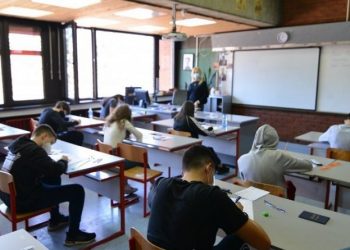 Provera zadataka sa probne mature: Za male maturante u subotu na RTS