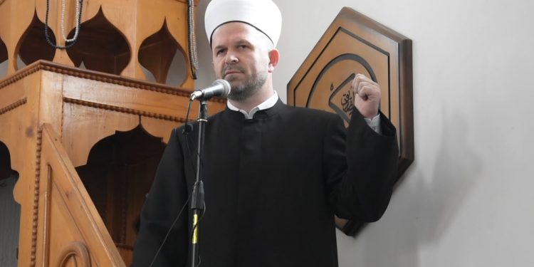 (VIDEO) mr. Muhamed ef. Demirović | HUTBA: Kako se pripremiti za Ramazan | 2. 4. 2021.