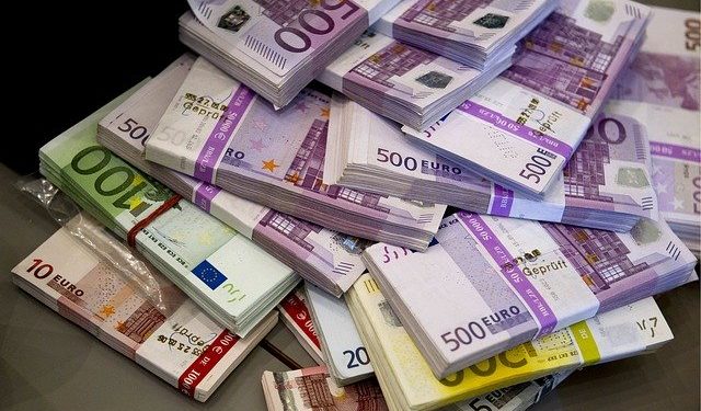 Na kosovu zaplenjeno više od 300.000 falsifikovanih evra iz Turske