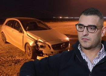 PRVE FOTOGRAFIJE SA LICA MESTA! Ovako izgleda AUTOMOBIL kojim se Darko LAZIĆ zakucao u BANDERU!